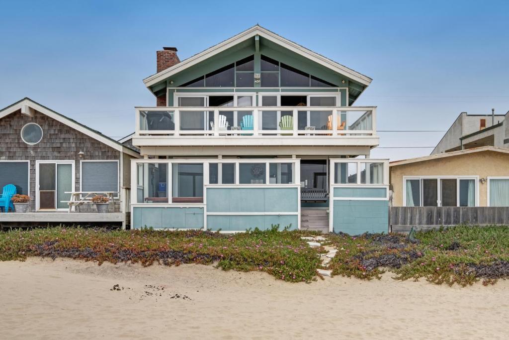 Photo #1 of Casa de Coocoo in Oceano, CA