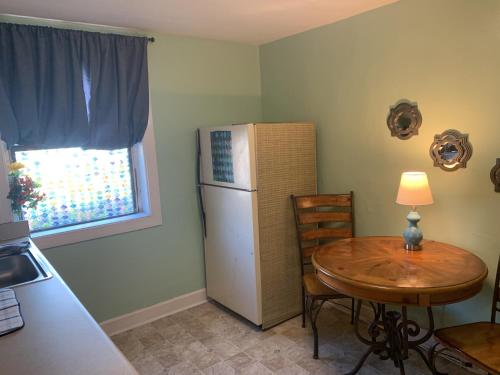 Photo #2 of Beach Side Studio #3 apts in Norfolk, VA