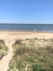 Photo #4 of Beach Side Studio #4 apts in Norfolk, VA