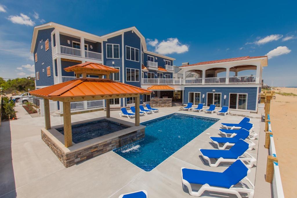 Photo #1 of The Regency in Virginia Beach, VA