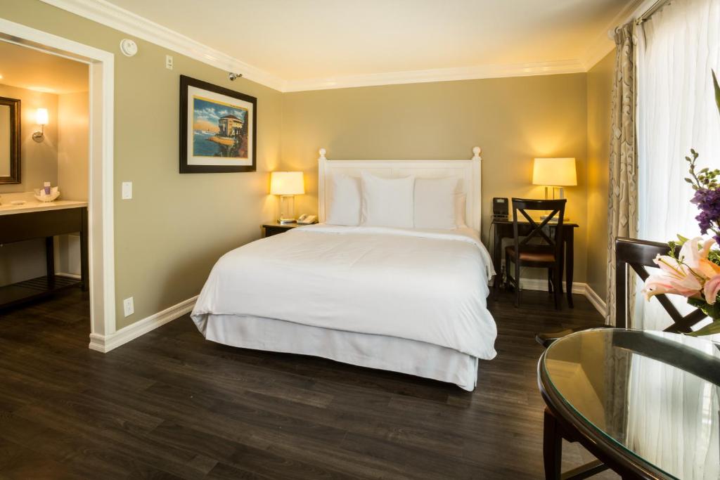 Photo of Hotel Metropole in Avalon, CA