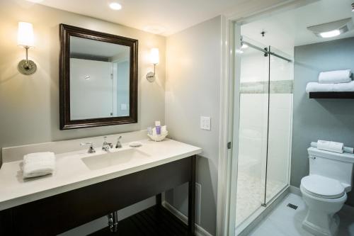 Photo #3 of Hotel Metropole in Avalon, CA