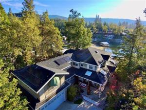 Photo #6 of Hillyard Lake Front in Bass Lake, CA