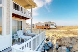 Photo #6 of Villamare in Virginia Beach, VA