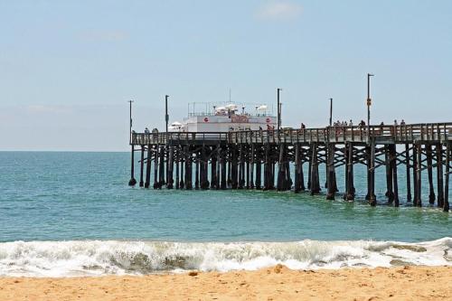 Photo #2 of 3112 W Oceanfront A in Newport Beach, CA