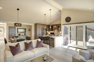 Photo #6 of 3930 Bella Casa condo in Moss Landing, CA