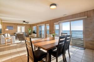 Photo #4 of Oceanfront Getaway - Ocean Views - Fire Pit - BBQ - Beach Access in Carlsbad, CA
