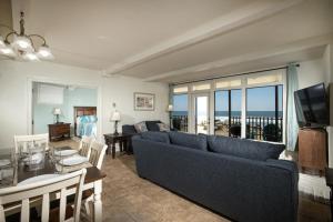 Photo #5 of Beachfront Retreat in Oceanside, CA