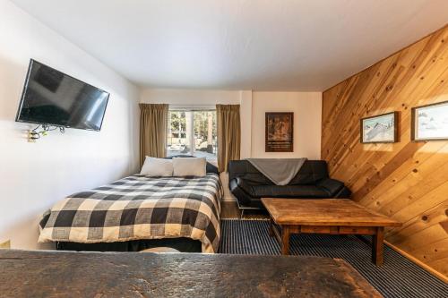 Photo #3 of Cozy Studio w/Kitchen #112 at Donner Lake Village in Truckee, CA