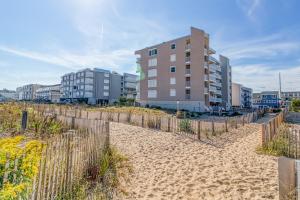 Photo #6 of Jamaican Sunshine in Ocean City, MD
