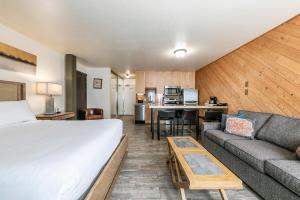 Photo #4 of Lovely Studio w/Kitchen and Partial Lake View #122 at Donner Lake Village in Truckee, CA