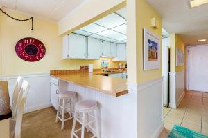 Photo #4 of Ocean Hideaway 511 in Ocean City, MD