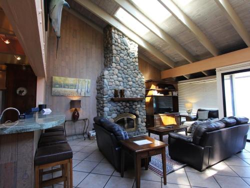 Photo #2 of LLC1236 - Lakeside Landing condo in South Lake Tahoe, CA