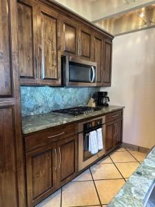 Photo #6 of LLC1236 - Lakeside Landing condo in South Lake Tahoe, CA