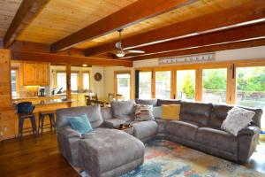 Photo #4 of Deer Lodge #1 Lake Front in Wawona, CA