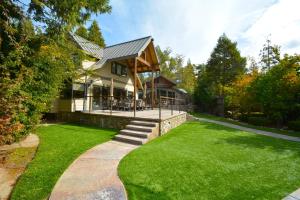 Photo #6 of Deer Lodge #1 Lake Front in Wawona, CA