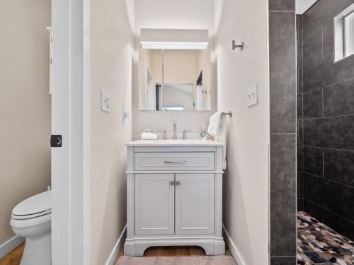 Photo #3 of A4609b- Sunset Cliffs Dream Apartment in San Diego, CA