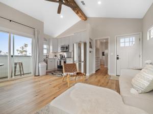 Photo #4 of A4609b- Sunset Cliffs Dream Apartment in San Diego, CA