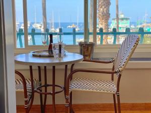 Photo #5 of The Edgewater in Avalon, CA
