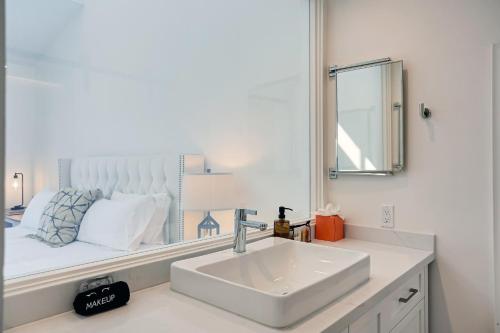 Photo #3 of Beachfront Hideaway in Santa Barbara, CA
