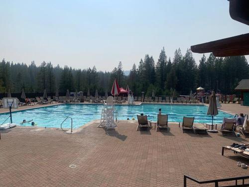 Photo #2 of Fully updated Truckee cabin with plenty of beds in Truckee, CA