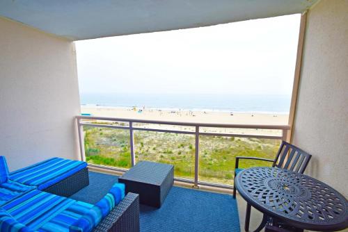 Photo #3 of Towers 402 condo in Ocean City, MD