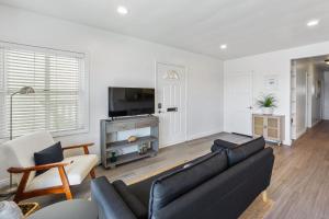 Photo #5 of Beachside Oasis in Seal Beach, CA