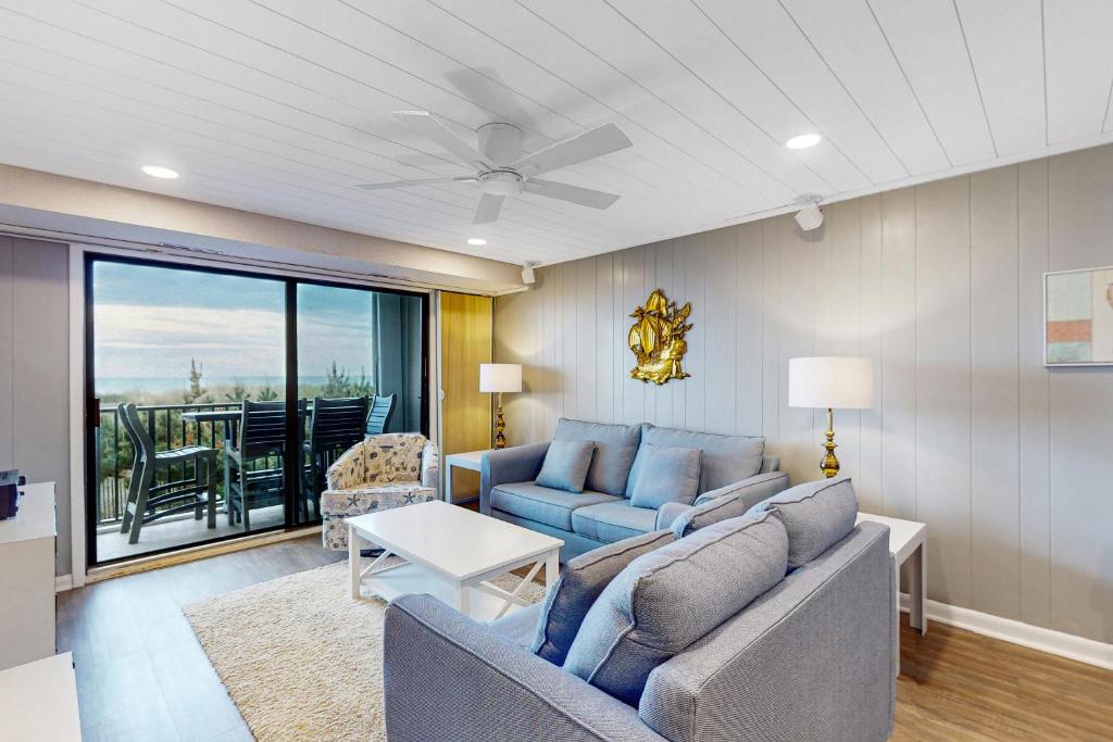 Photo #1 of 81 Beach Hill 209 in Ocean City, MD