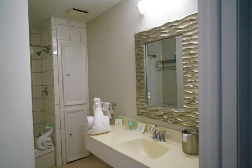 Photo #3 of Periwinkle Inn in Cape May, NJ