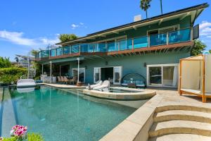 Photo #4 of The Pool Side Hideaway with Golf Cart in San Diego, CA