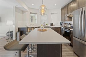Photo #4 of Steps from the Beach Spacious Modern 4BR 2BA Apt in Atlantic City, NJ