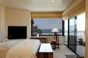 Photo #6 of Oceanside Beach Condos in Oceanside, CA