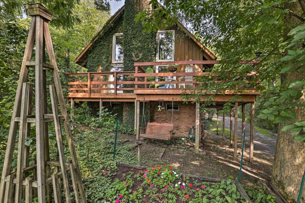 Photo of Serene Lodi Escape with Deck Boat, Hike and Sip! in Lodi, NY