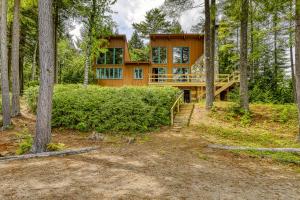 Photo #6 of Private Contemporary in Chestertown, NY