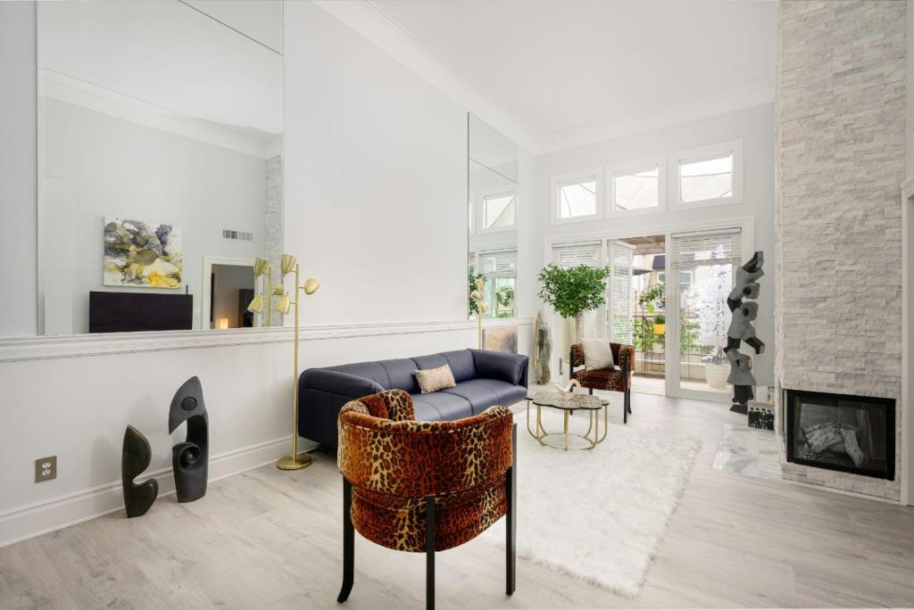 Photo of CLOUD NINE - Elegance & Comfort in Irvine, CA