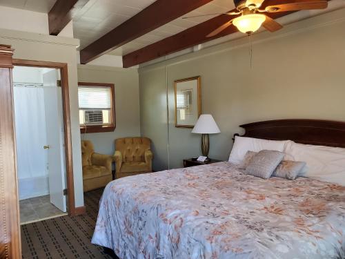 Photo #2 of Golden Gate Lodging in Plattsburgh, NY