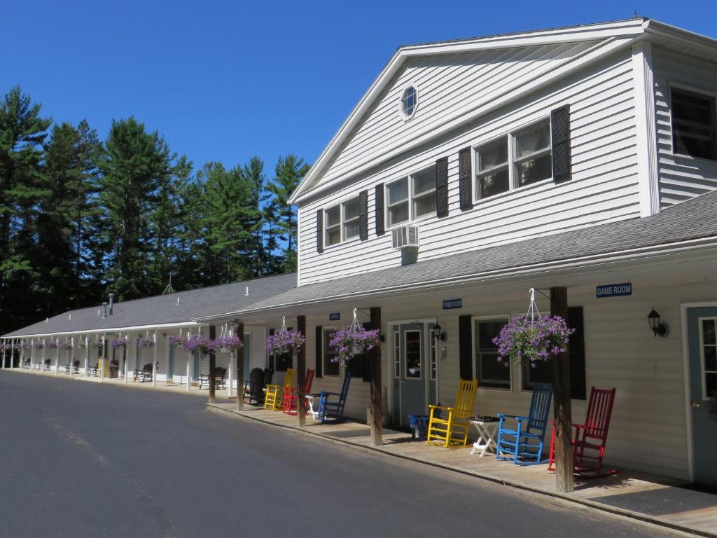Photo of Bayside Inn & Marina in Cooperstown, NY