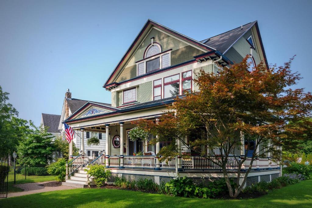 Photo of 2W Lake in Skaneateles, NY