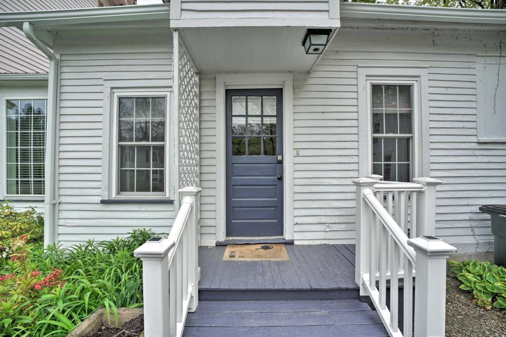 Photo of Romantic Country Apt by Lake Erie and Wineries! in Westfield, NY