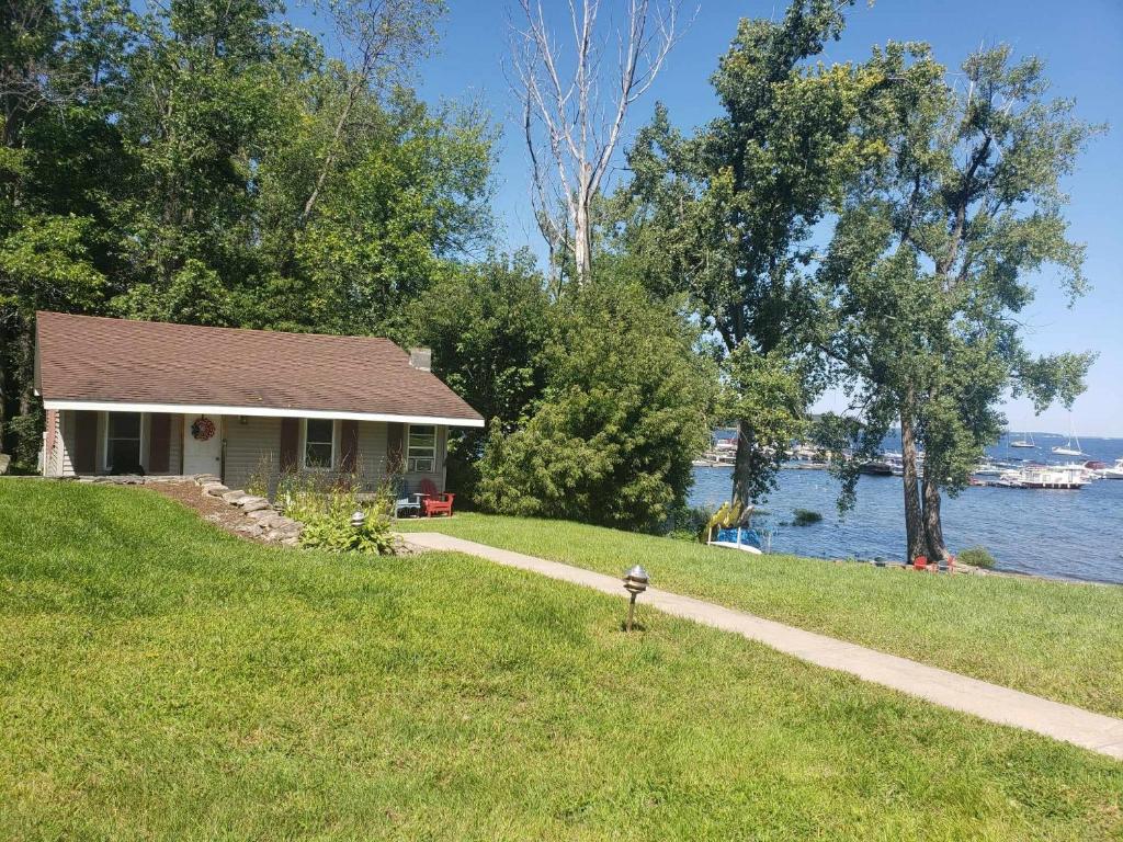 Photo of Blueberry Cottage Lake Champlain in Plattsburgh, NY