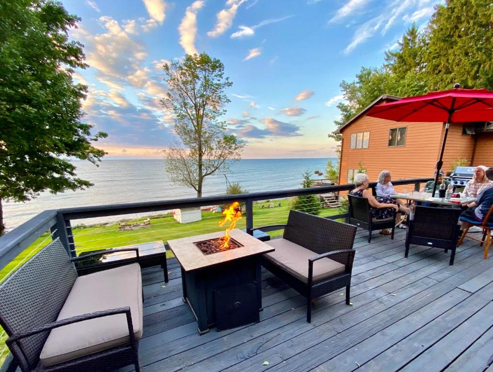 Photo of Oak Cottage Lakefront Hot Tub Fire Pit in Sodus, NY