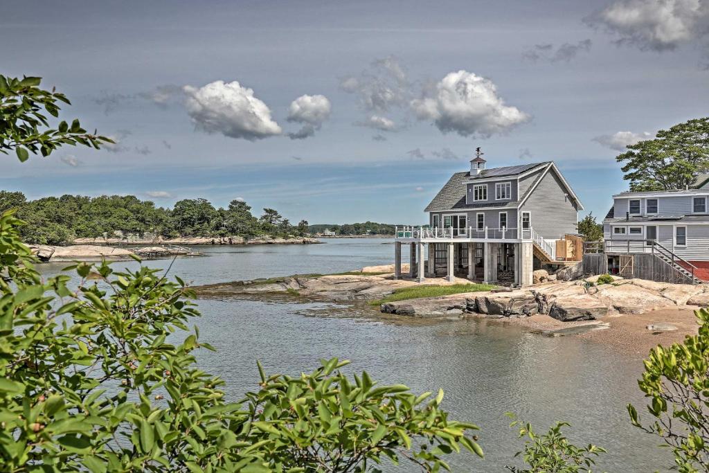 Photo of Money Island Home with Deck, Kayak and Paddleboards! in Branford, CT