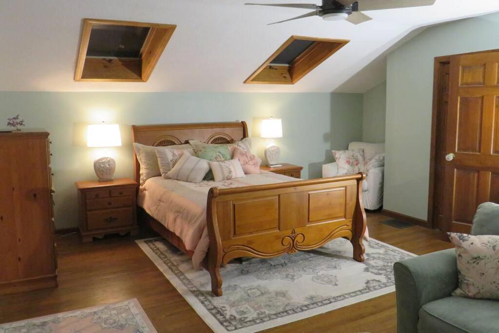 Photo of Grandview Gambrel in Farmington, NH