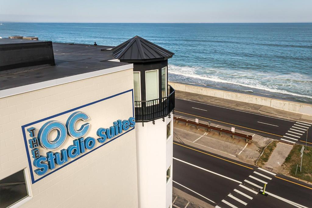 Photo of Direct Oceanfront Studio Suite! in Hampton, NH