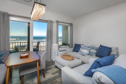 Photo #2 of Direct Oceanfront Studio Suite! in Hampton, NH