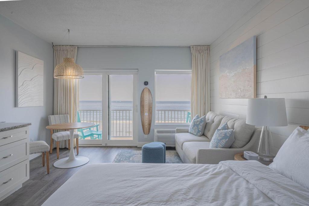 Photo of Hampton Tides-Ocean View-Top Floor With Balcony in Hampton, NH