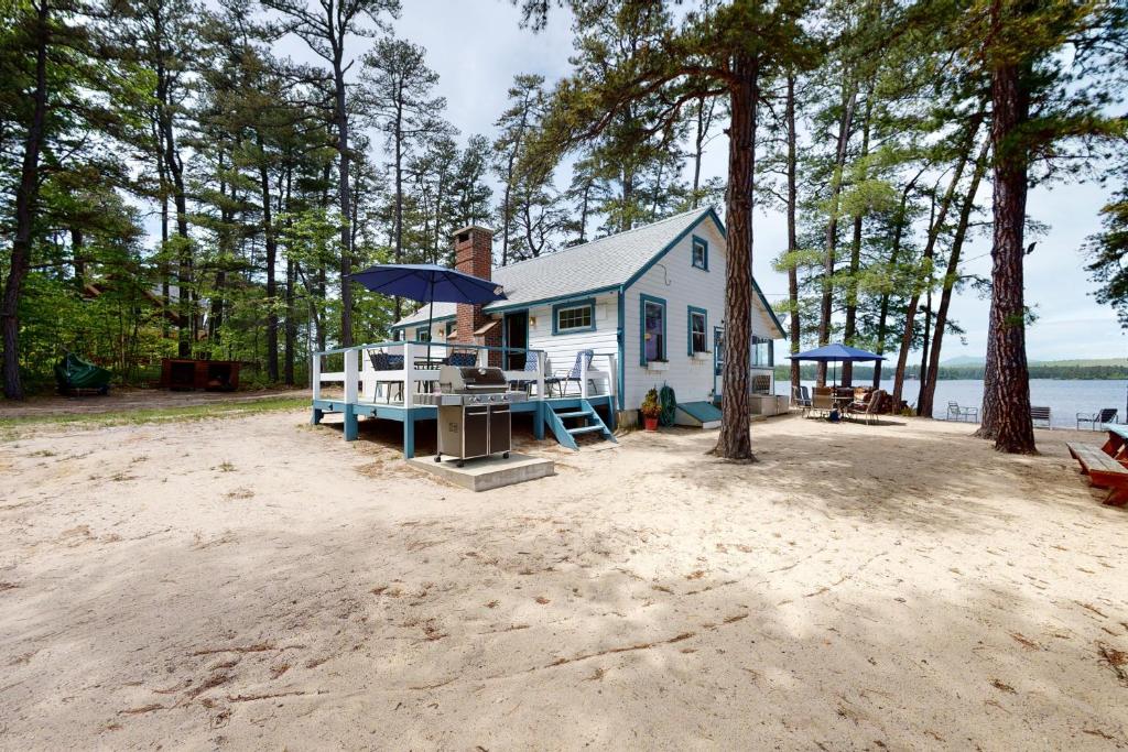 Photo of Lake House Retreat in Ossipee, NH