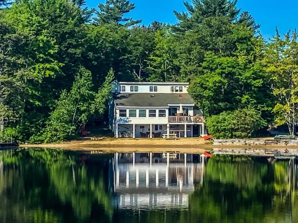 Photo of Lake Home with Private Beach and Hot Tub in Ossipee, NH
