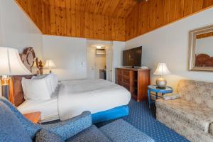 Photo #6 of Waves Oceanfront Resort in Old Orchard Beach, ME