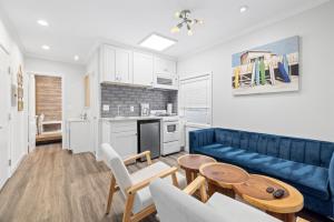 Photo #4 of 1628 West Oceanfront Oasis - 4,6,7 in Newport Beach, CA